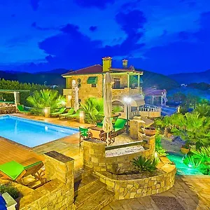 Talizeti - Adults Only Apartament