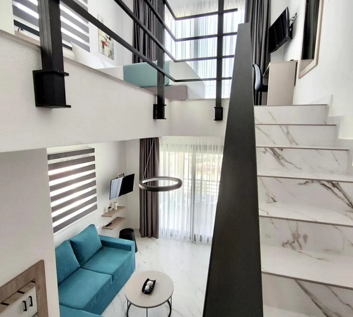 Four Shades Luxury Suites Sarti 0*,